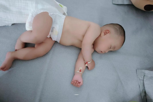 磁县没满月的宝宝